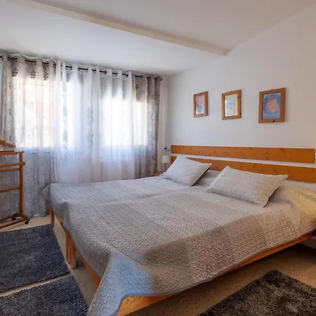 Vakantiehuis Montemar *